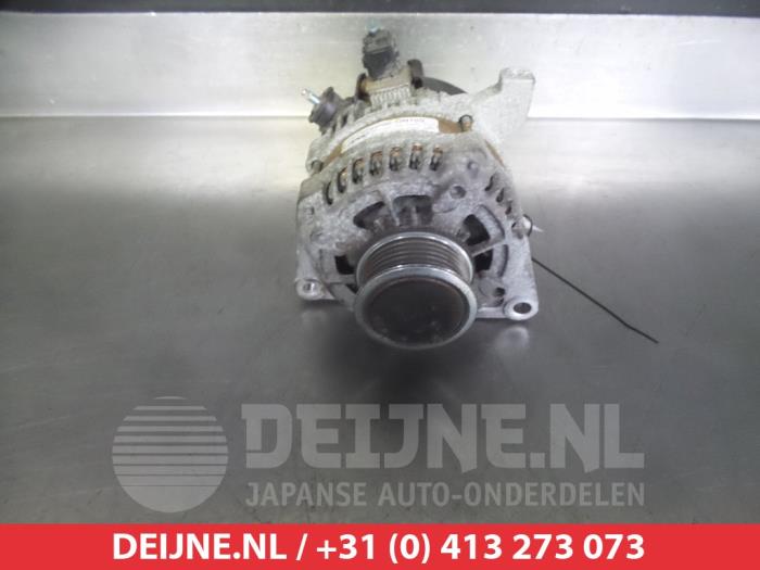 Gebrauchte Dynamo Toyota Auris (E18) 1.4 D-4D-F 16V Preis € 45,00 Margenregelung angeboten von V.Deijne Jap.Auto-onderdelen BV