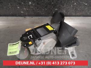 Used Front seatbelt, left Mitsubishi L-200 2.5 DI-D 4x4 Price € 75,00 Margin scheme offered by V.Deijne Jap.Auto-onderdelen BV