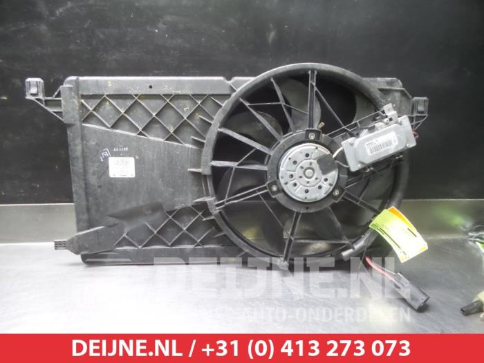 Używane Wentylator Mazda 3 Sport (BK) 2.0i 16V Cena € 50,00 Procedura marży oferowane przez V.Deijne Jap.Auto-onderdelen BV