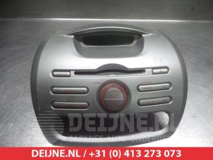 Gebrauchte Radio Mitsubishi i-MiEV i-MiEV Preis auf Anfrage angeboten von V.Deijne Jap.Auto-onderdelen BV