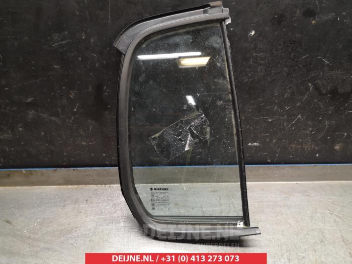 Usados Ventanilla triangular derecha detrás Suzuki Celerio (LF) 1.0 12V Dualjet Precio € 35,00 Norma de margen ofrecido por V.Deijne Jap.Auto-onderdelen BV