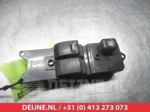 Used Multi-functional window switch Mitsubishi L-200 2.5 DI-D 4x4 Price on request offered by V.Deijne Jap.Auto-onderdelen BV