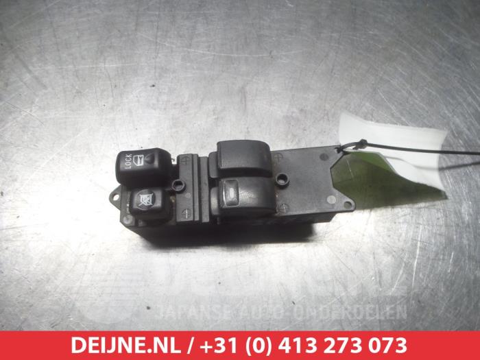 Używane Przelacznik combi okienny Mitsubishi Pajero Hardtop (V8/9) 3.2 DI-D 16V Autom. Cena € 35,00 Procedura marży oferowane przez V.Deijne Jap.Auto-onderdelen BV