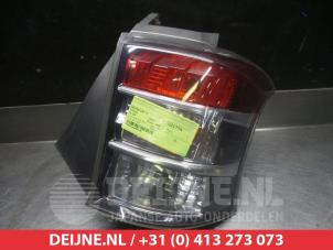 Gebrauchte Rücklicht rechts Toyota iQ 1.4 D-4D-F Preis € 50,00 Margenregelung angeboten von V.Deijne Jap.Auto-onderdelen BV
