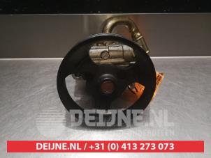 Used Power steering pump Mazda 3 Sport (BK14) 1.3i 16V Price € 50,00 Margin scheme offered by V.Deijne Jap.Auto-onderdelen BV