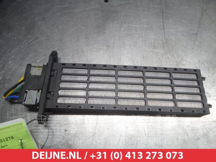 Begagnade Värmeelement Nissan Qashqai (J11) 1.2 DIG-T 16V Pris på förfrågan erbjuds av V.Deijne Jap.Auto-onderdelen BV