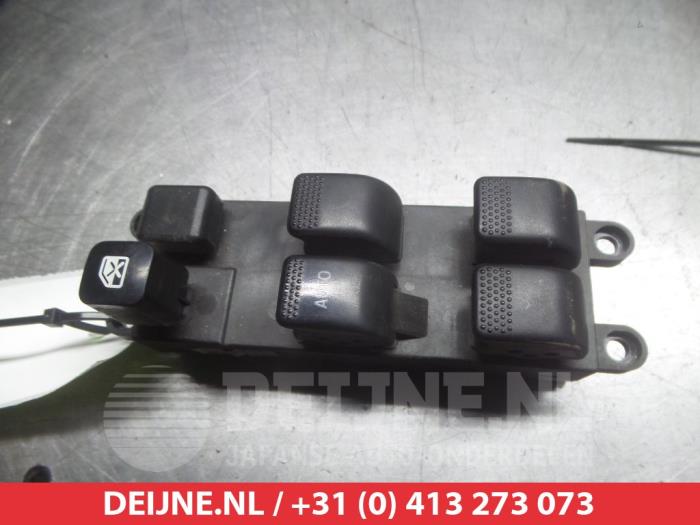 Usados Interruptor combinado de ventanillas Subaru Legacy Wagon (BH) 2.0 16V Precio € 30,00 Norma de margen ofrecido por V.Deijne Jap.Auto-onderdelen BV