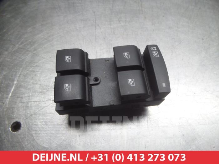 Usados Interruptor combinado de ventanillas Chevrolet Volt 1.4 16V Precio € 50,00 Norma de margen ofrecido por V.Deijne Jap.Auto-onderdelen BV