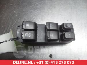 Used Multi-functional window switch Ssang Yong Korando 2.0 e-XDi 16V 4x4 Price on request offered by V.Deijne Jap.Auto-onderdelen BV