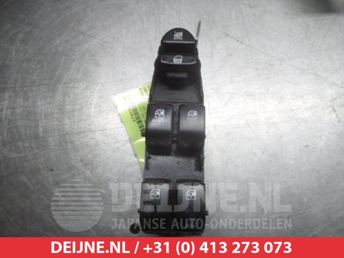 Usados Interruptor combinado de ventanillas Chevrolet Evanda 2.0 16V Precio € 35,00 Norma de margen ofrecido por V.Deijne Jap.Auto-onderdelen BV