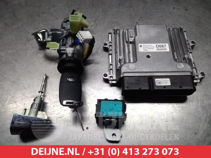 Used Engine management computer Kia Niro I (DE) 1.6 GDI Hybrid Price € 150,00 Margin scheme offered by V.Deijne Jap.Auto-onderdelen BV