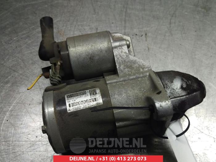 Używane Rozrusznik Suzuki Swift (ZA/ZC/ZD) 1.2 16V Cena € 25,00 Procedura marży oferowane przez V.Deijne Jap.Auto-onderdelen BV