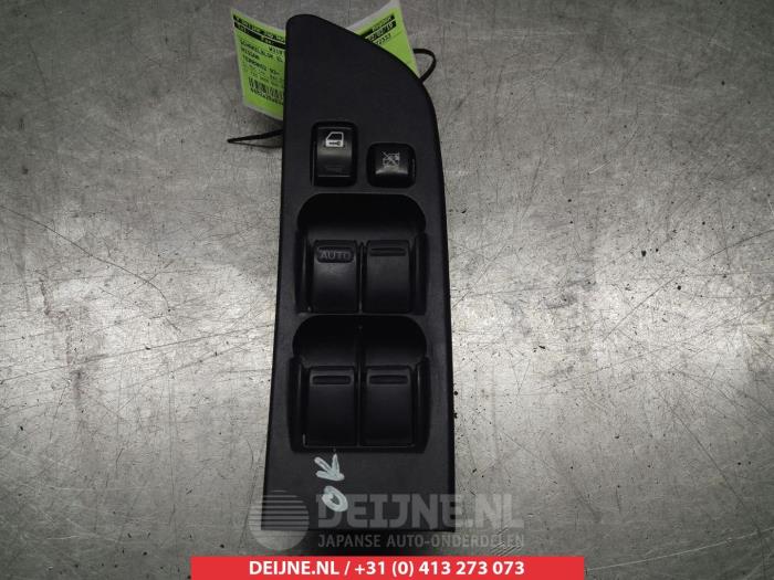Usados Interruptor combinado de ventanillas Nissan Terrano II (R20/TR50) Precio € 35,00 Norma de margen ofrecido por V.Deijne Jap.Auto-onderdelen BV