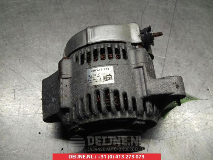Usados Dinamo Honda CR-V (RD1/3) 2.0i 16V VTEC Precio € 35,00 Norma de margen ofrecido por V.Deijne Jap.Auto-onderdelen BV