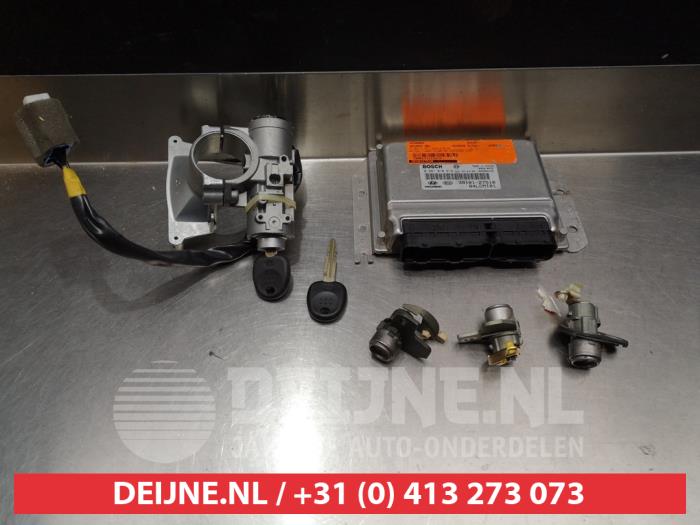 Used Engine management computer Hyundai Accent 1.5 CRDi 12V Price € 50,00 Margin scheme offered by V.Deijne Jap.Auto-onderdelen BV