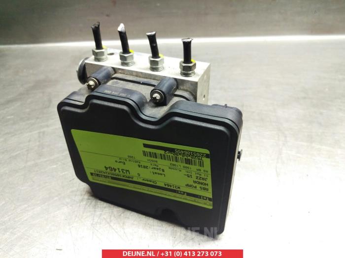 Usagé Bloc ABS Honda Jazz (GK/GP) 1.3 -i-VTEC 16V Prix € 100,00 Règlement à la marge proposé par V.Deijne Jap.Auto-onderdelen BV
