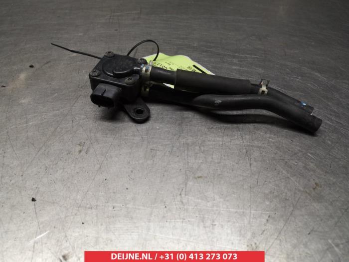 Begagnade Partikelfiltersensor Mitsubishi ASX Pris € 20,00 Marginaltabell erbjuds av V.Deijne Jap.Auto-onderdelen BV