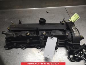 Used Rocker cover Toyota Avensis Price on request offered by V.Deijne Jap.Auto-onderdelen BV