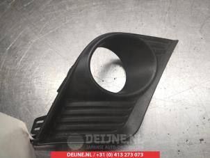 Usagé Pare-chocs grille Lexus CT 200h 1.8 16V Prix € 35,00 Règlement à la marge proposé par V.Deijne Jap.Auto-onderdelen BV