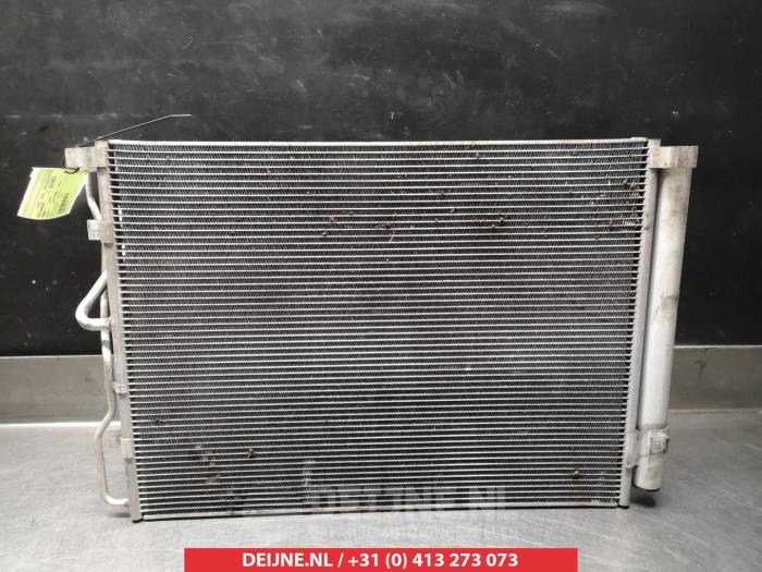 Usagé Condenseur de climatisation Hyundai i40 CW (VFC) 1.7 CRDi 16V Prix € 75,00 Règlement à la marge proposé par V.Deijne Jap.Auto-onderdelen BV
