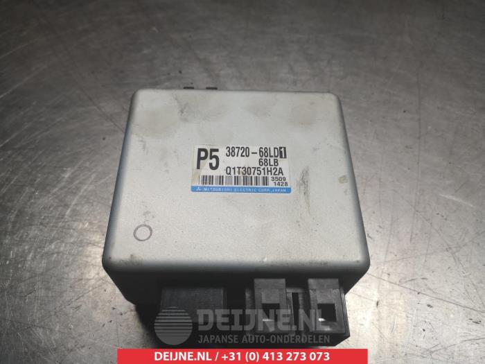 Used Power steering computer Suzuki Swift (ZA/ZC/ZD) 1.2 16V Price € 50,00 Margin scheme offered by V.Deijne Jap.Auto-onderdelen BV