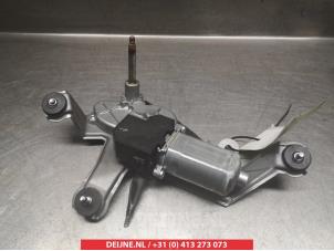 Używane Silnik wycieraczki tylnej Toyota RAV4 (A3) 2.2 D-CAT 16V 4x4 Cena € 75,00 Procedura marży oferowane przez V.Deijne Jap.Auto-onderdelen BV