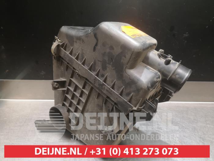 Begagnade Luftfilterhus Toyota Previa (R3) 2.0 D-4D 16V Pris € 50,00 Marginaltabell erbjuds av V.Deijne Jap.Auto-onderdelen BV