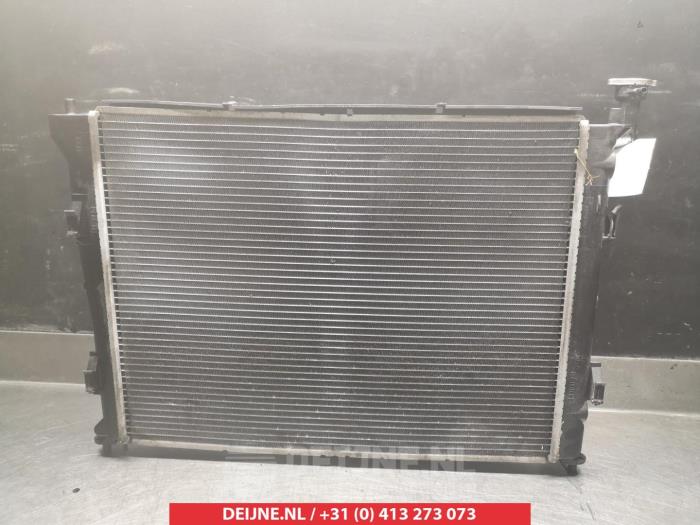 Usagé Radiateur Kia Cee'd Sporty Wagon (EDF) 1.4 16V Prix sur demande proposé par V.Deijne Jap.Auto-onderdelen BV