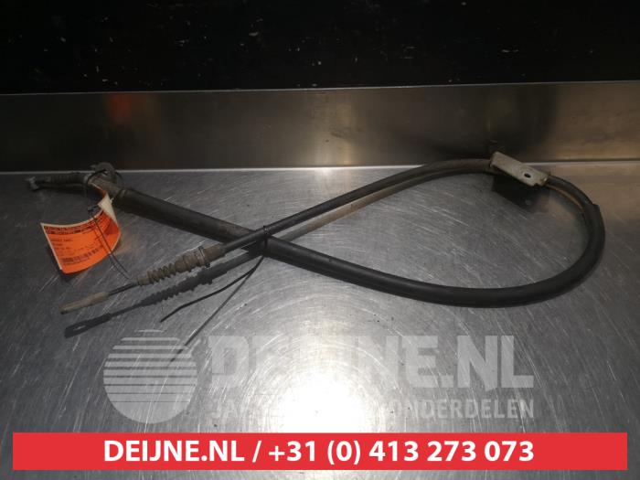 Usagé Câble frein à main Nissan 200 SX (S14) 2.0 Turbo 16V Prix € 30,00 Règlement à la marge proposé par V.Deijne Jap.Auto-onderdelen BV