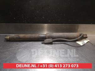 Used Rear shock absorber, right Nissan Terrano (D21) 3.0i Price on request offered by V.Deijne Jap.Auto-onderdelen BV