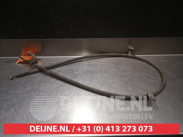 Usagé Câble frein à main Nissan Primera Wagon (W10) 2.0i 16V SPi Kat. Prix € 20,00 Règlement à la marge proposé par V.Deijne Jap.Auto-onderdelen BV