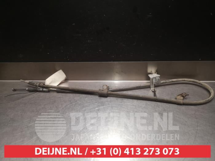 Usagé Câble frein à main Nissan Maxima QX (A32) 2.0 V6 24V Prix € 30,00 Règlement à la marge proposé par V.Deijne Jap.Auto-onderdelen BV
