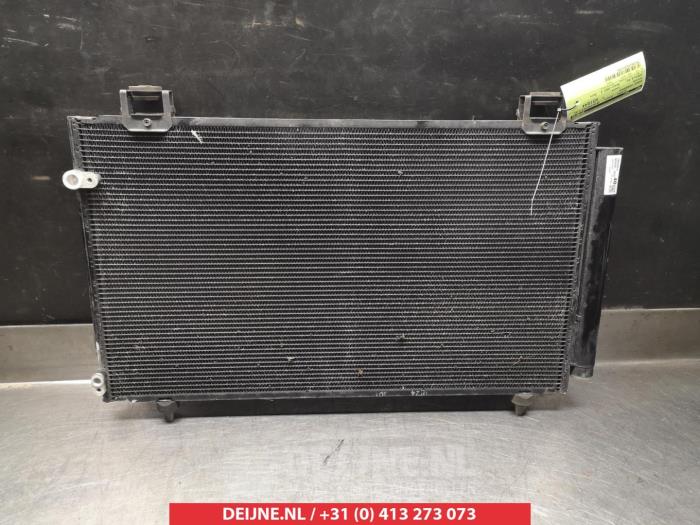 Air conditioning condenser from a Toyota Corolla (E12) 1.4 D-4D 16V 2007