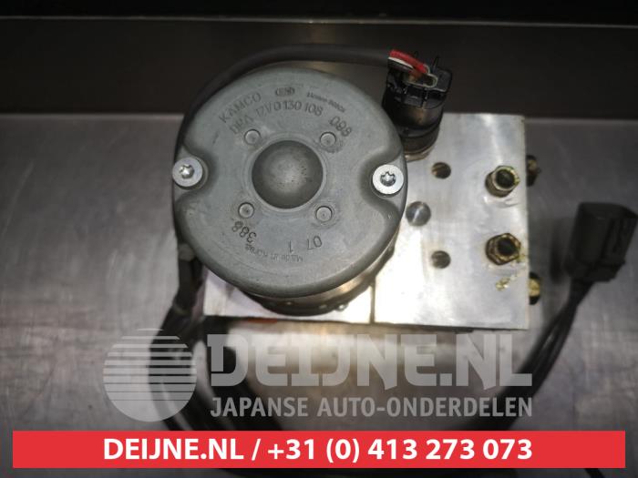 Używane Pompa ABS Nissan 350 Z (Z33) 3.5 V6 24V Cena € 100,00 Procedura marży oferowane przez V.Deijne Jap.Auto-onderdelen BV