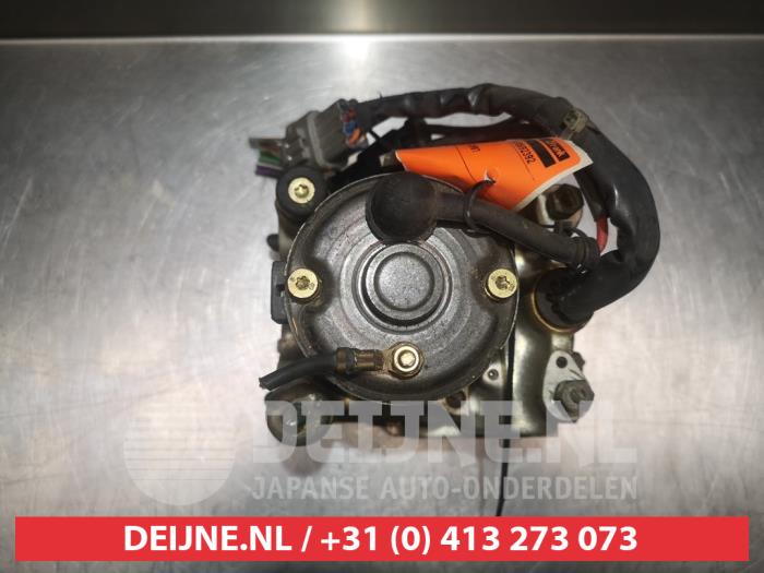 Używane Pompa ABS Nissan Micra (K11) 1.0 L,LX 16V Cena € 35,00 Procedura marży oferowane przez V.Deijne Jap.Auto-onderdelen BV