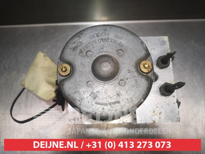 Begagnade ABS-pump Nissan Micra (K11) 1.3 LX,SLX 16V Pris € 35,00 Marginaltabell erbjuds av V.Deijne Jap.Auto-onderdelen BV