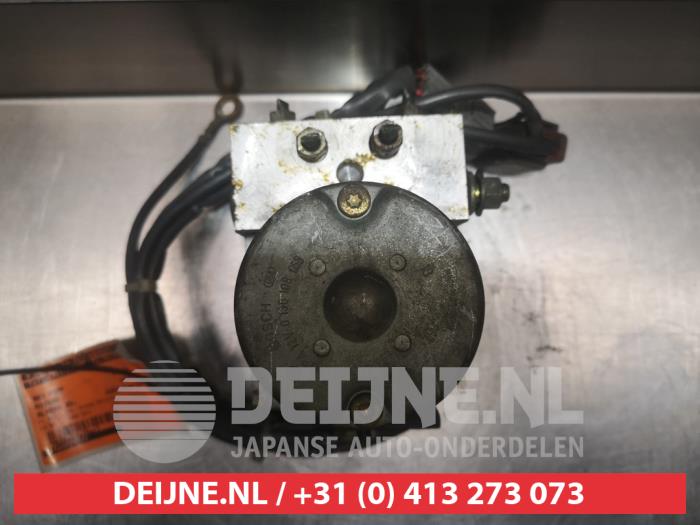 Usagé Pompe ABS Nissan Almera (N15) 1.4 LX 16V Prix € 50,00 Règlement à la marge proposé par V.Deijne Jap.Auto-onderdelen BV