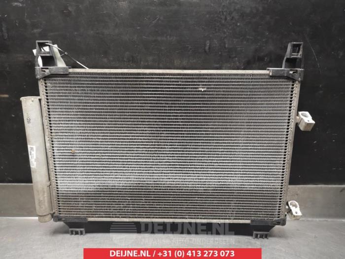Air conditioning condenser Toyota Avensis 1.6 16V VVT-i - U629402