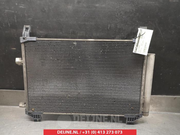 Usagé Condenseur de climatisation Toyota Avensis (T25/B1B) 1.6 16V VVT-i Prix € 25,00 Règlement à la marge proposé par V.Deijne Jap.Auto-onderdelen BV