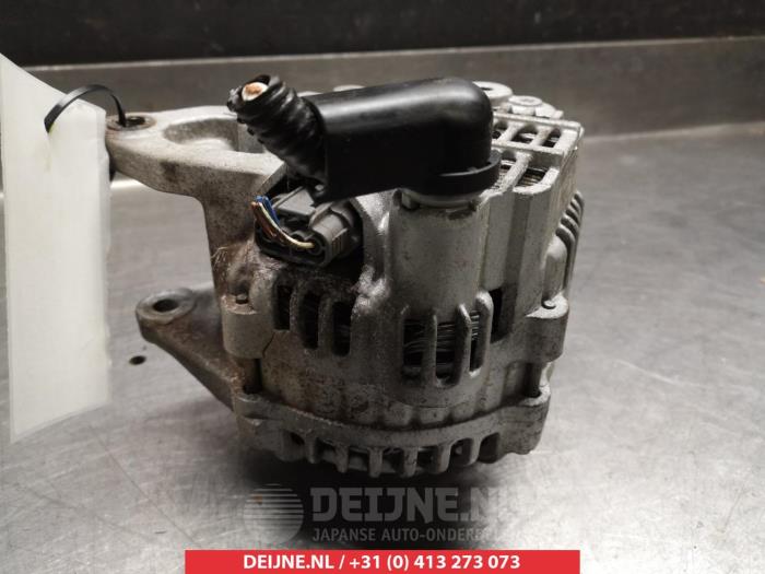 Usagé Dynamo Mitsubishi Lancer Wagon (CS/CT) 2.0 16V Prix € 35,00 Règlement à la marge proposé par V.Deijne Jap.Auto-onderdelen BV