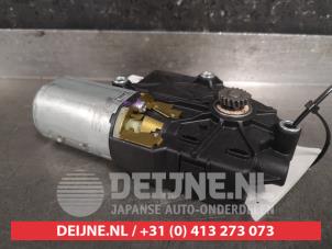 Used Sunroof motor Kia Venga Price on request offered by V.Deijne Jap.Auto-onderdelen BV