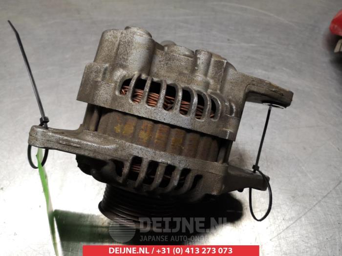 Begagnade Dynamo Mitsubishi Outlander (CU) 2.0 16V 4x4 Pris € 30,00 Marginaltabell erbjuds av V.Deijne Jap.Auto-onderdelen BV