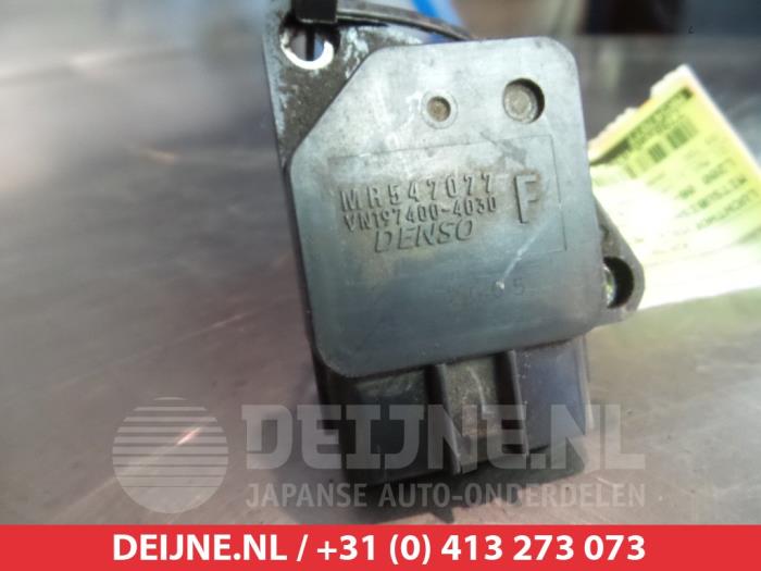 Luftmengenmesser van een Mitsubishi L-200 2.5 DI-D 4x4 2006