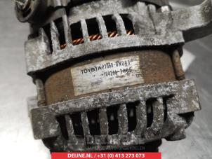 Dynamo van een Toyota Yaris III (P13) 1.4 D-4D-F 2012