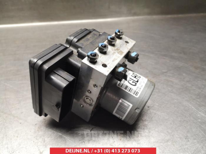 Gebrauchte ABS Pumpe Hyundai i20 (GBB) 1.0 T-GDI 100 12V Preis € 75,00 Margenregelung angeboten von V.Deijne Jap.Auto-onderdelen BV