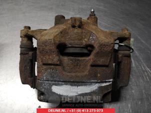 Used Front brake calliper, left Chevrolet Cruze 2.0 D 16V Price € 40,00 Margin scheme offered by V.Deijne Jap.Auto-onderdelen BV