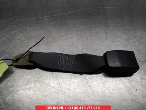 Usagé Insertion ceinture de sécurité arrière droite Suzuki Swift (SF310/413) 1.3 Prix sur demande proposé par V.Deijne Jap.Auto-onderdelen BV