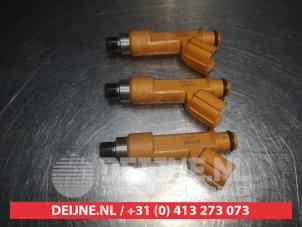 Used Injector (petrol injection) Nissan Pixo (D31S) 1.0 12V Price on request offered by V.Deijne Jap.Auto-onderdelen BV