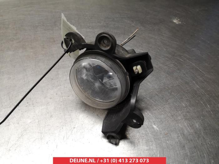 Fog light, front right from a SsangYong Kyron 2.0 200 Xdi 16V 4x2 2006