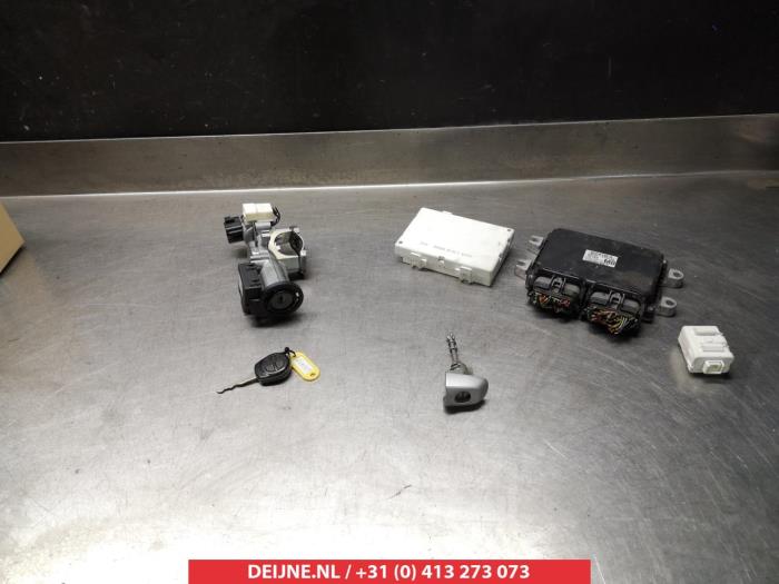 Used Engine management computer Suzuki Splash 1.0 12V Price € 125,00 Margin scheme offered by V.Deijne Jap.Auto-onderdelen BV